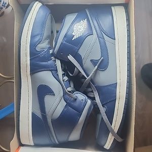 Nike Air Jordan 1 Mid Georgetown Midnight Navy‎ Cool Grey Mens Size 11.5